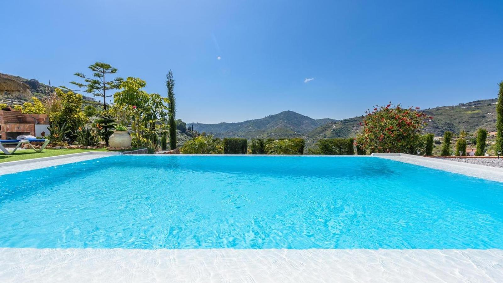 Villa Las Palmeras De Torrox By Ruralidays Exterior foto